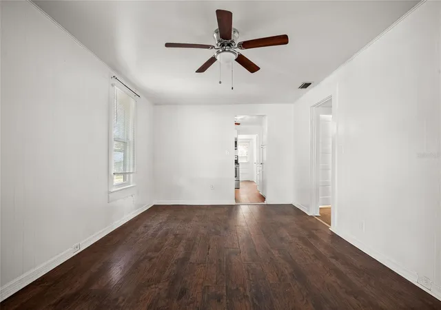 Photo 4 of Single family home for sale at 211 E Cluster Ave, Tampa, FL 33604 | MLS# TB8557016 | Listing updated on 2026-10-22