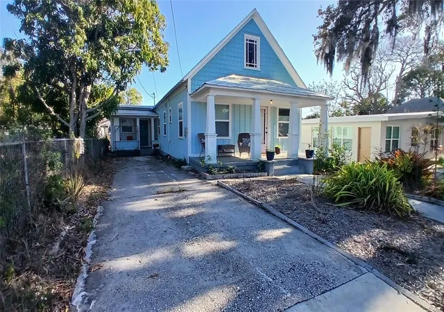 Photo 3 of Multi family home for sale at 542 Division St, Tarpon Springs, FL 34689 | MLS# TB8557020 | Listing updated on 2026-10-11