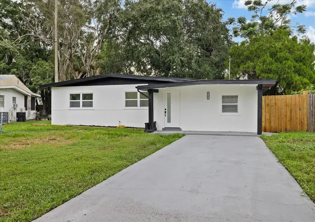 Photo 1 of Single family home for sale at 7361 Royal Palm Dr, New Port Richey, FL 34652 | MLS# TB8557021 | Listing updated on 2026-10-14