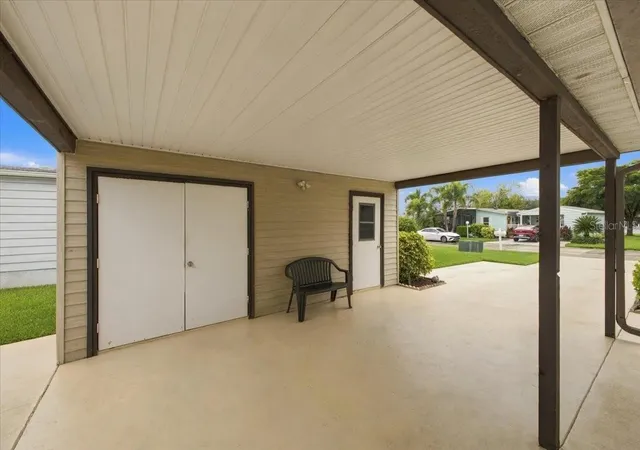Photo 3 of Manufactured home for sale at 4 Meadowlark Cir, Ellenton, FL 34222 | MLS# A4709200 | Listing updated on 2026-10-12