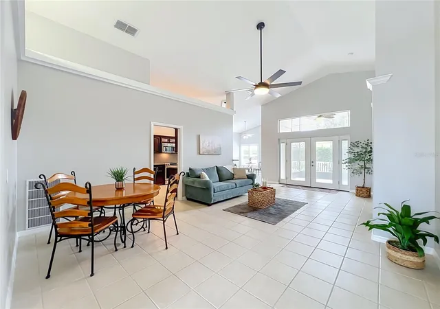 Photo 3 of Single family home for sale at 1519 Woodsglen Dr, Winter Springs, FL 32708 | MLS# O6449065 | Listing updated on 2026-10-21