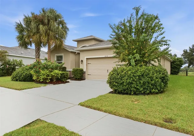 Photo 3 of Single family home for sale at 6414 Triton Ln, Apollo Beach, FL 33572 | MLS# TB8557030 | Listing updated on 2026-10-12