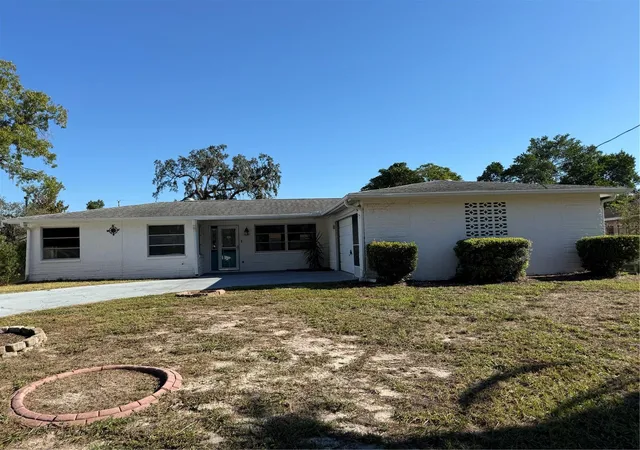 Photo 2 of Single family home for sale at 7400 Hiawatha Pkwy, Spring Hill, FL 34606 | MLS# TB8557036 | Listing updated on 2026-10-20