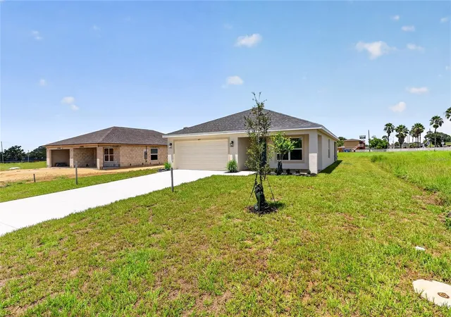Photo 3 of Single family home for sale at 7800 Chase Rd, Lakeland, FL 33810 | MLS# TB8557037 | Listing updated on 2026-10-12