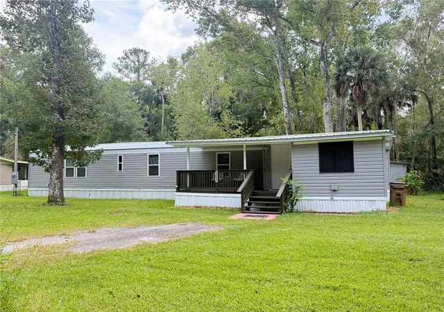 Photo 1 of Manufactured home for sale at 24038 Bass Rd, Astor, FL 32102 | MLS# V4951768 | Listing updated on 2026-10-30