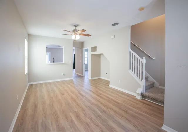 Photo 4 of Single family home for sale at 16244 Bridgewalk Dr, Lithia, FL 33547 | MLS# TB8557038 | Listing updated on 2026-10-12