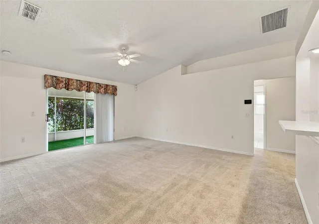 Photo 4 of Single family home for sale at 610 Lakemont Dr, Brandon, FL 33510 | MLS# TB8557039 | Listing updated on 2026-10-13