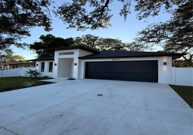 Photo 2 of Single family home for sale at 8606 N Alaska St, Tampa, FL 33604 | MLS# TB8557047 | Listing updated on 2026-10-20