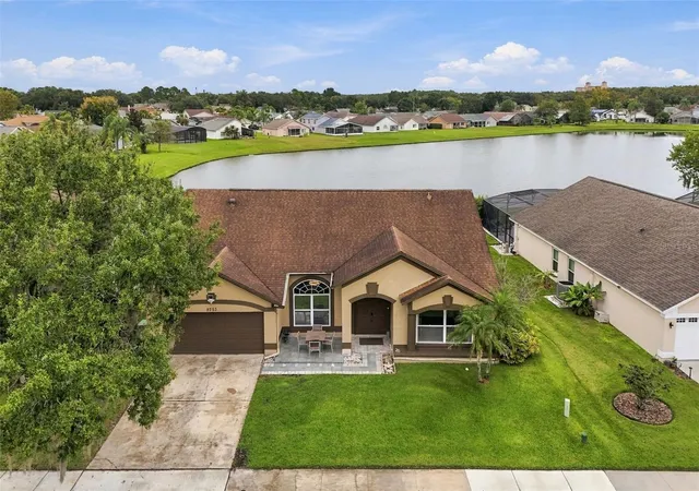 Photo 4 of Single family home for sale at 5353 Deer Crk Dr, Orlando, FL 32821 | MLS# O6449076 | Listing updated on 2026-10-12