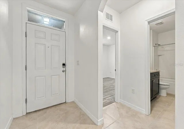 Photo 4 of Single family home for sale at 261 St Thomas Dr, Mulberry, FL 33860 | MLS# L4965706 | Listing updated on 2026-10-12
