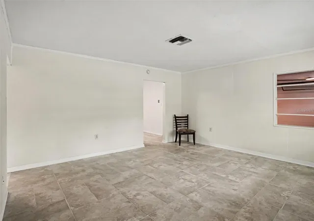 Photo 3 of Single family home for sale at 2417 S Myrtle Ave, Sanford, FL 32771 | MLS# O6449079 | Listing updated on 2026-10-30
