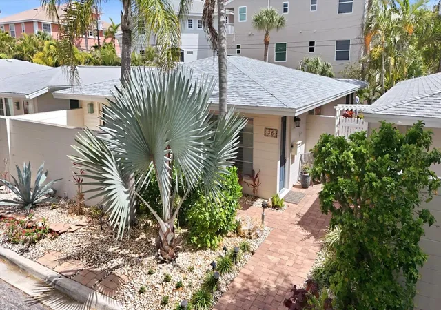 Photo 3 of Single family home for sale at 6005 Midnight Pass Rd #S6, Sarasota, FL 34242 | MLS# A4709210 | Listing updated on 2026-10-20
