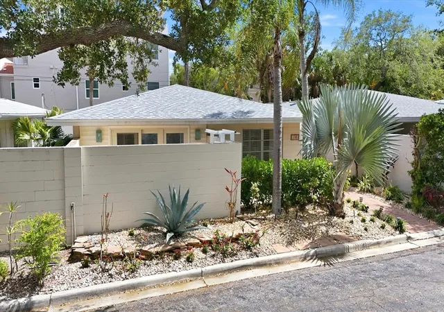 Photo 3 of House for sale at 6005 Midnight Pass Rd #S6, Sarasota, FL 34242 | MLS# A4709210 | Listing updated on 2026-10-20