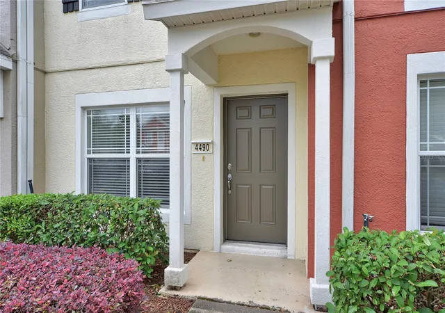 Photo 3 of Townhouse for sale at 4490 Sw 49th Avenue, Ocala, FL 34474 | MLS# OM733851 | Listing updated on 2026-10-13