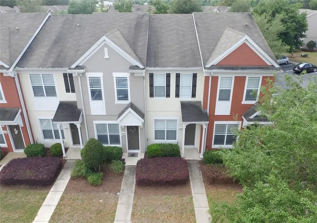 Photo 4 of Townhouse for sale at 4490 SW 49th Avenue, Ocala, FL 34474 | MLS# OM733851 | Listing updated on 2026-10-21