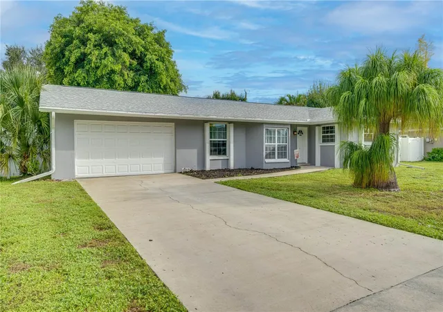 Photo 1 of Single family home for sale at 909 SE 27th Street, Cape Coral, FL 33904 | MLS# C7531863 | Listing updated on 2026-10-25