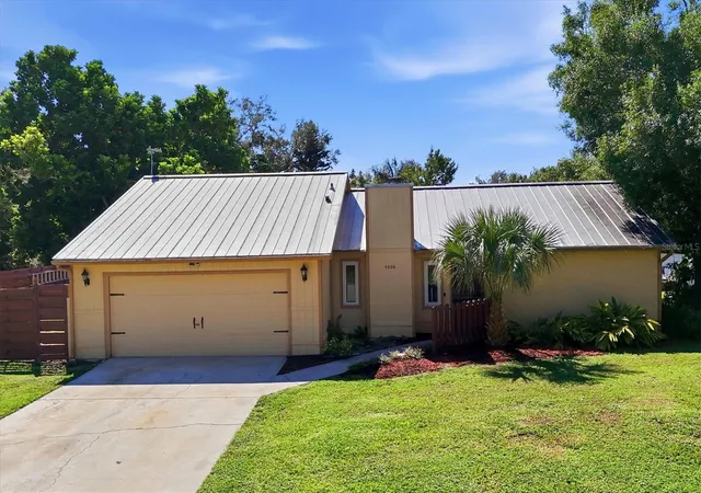 Photo 2 of Single family home for sale at 4006 75th Terrace E, Sarasota, FL 34243 | MLS# A4709219 | Listing updated on 2026-10-27