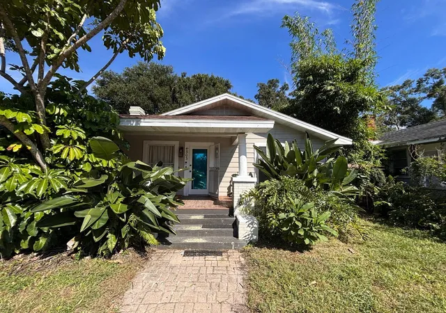 Photo 1 of Single family home for sale at 4303 N 10th Street, Tampa, FL 33603 | MLS# TB8557059 | Listing updated on 2026-10-20