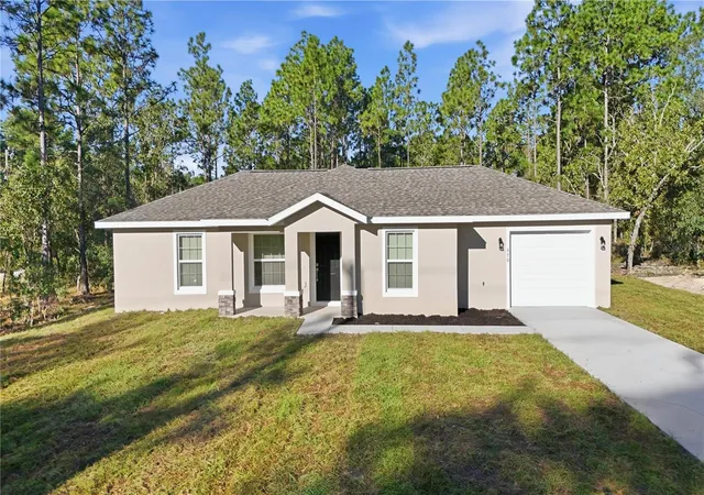 Single family home for sale at 670 SW Winding Hills Rd, DUNNELLON, FL 34431 | MLS# G5118947