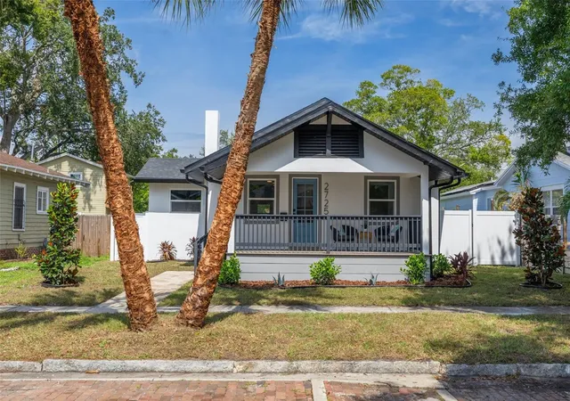 Photo 1 of Single family home for sale at 2725 4th Avenue S, Saint Petersburg, FL 33712 | MLS# TB8557069 | Listing updated on 2026-10-12