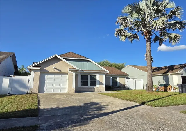 Photo 1 of Single family home for sale at 7920 George Washington Ln, Tampa, FL 33637 | MLS# TB8557076 | Listing updated on 2026-10-20