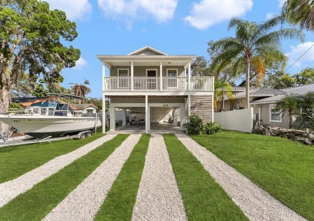 Photo 2 of Single family home for sale at 6148 River Rd, New Port Richey, FL 34652 | MLS# TB8557090 | Listing updated on 2026-10-17