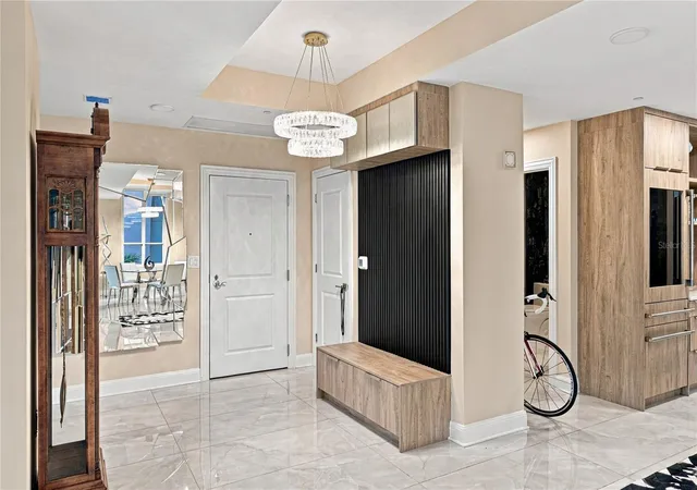 Listing Photo 1 - Condo for sale in building located at 450 Knights Run Ave, Tampa, FL 33602 - Unit #405