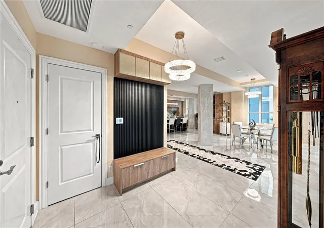 Photo 3 of Condo for sale at 450 Knights Run Ave #405, Tampa, FL 33602 | MLS# TB8557097 | Listing updated on 2026-10-14