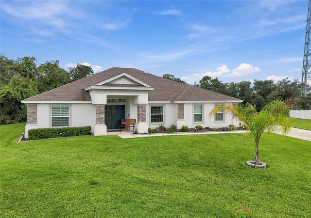 Single family home for sale at 5020 Moss Hammock Trl, Sebring, FL 33872 | MLS# S5159346 | Listing updated on 2026-10-13