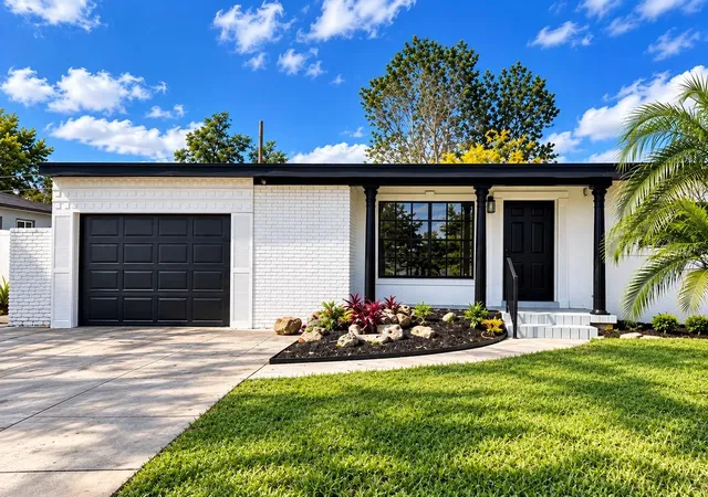 Photo 2 of Single family home for sale at 1804 Edmundshire Rd, Orlando, FL 32812 | MLS# S5159350 | Listing updated on 2026-10-14