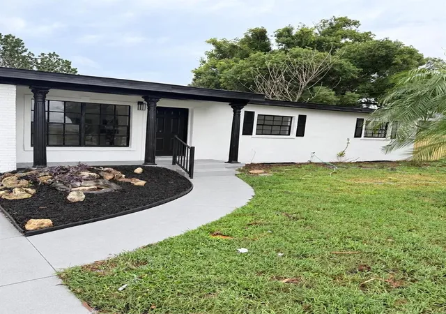 Photo 3 of Single family home for sale at 1804 Edmundshire Rd, Orlando, FL 32812 | MLS# S5159350 | Listing updated on 2026-10-14