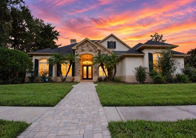 Photo 1 of Single family home for sale at 918 Shls Landing Dr, Brandon, FL 33511 | MLS# W7890254 | Listing updated on 2026-10-12