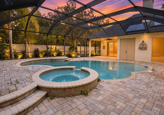 Photo 3 of Single family home for sale at 918 Shls Landing Dr, Brandon, FL 33511 | MLS# W7890254 | Listing updated on 2026-10-12