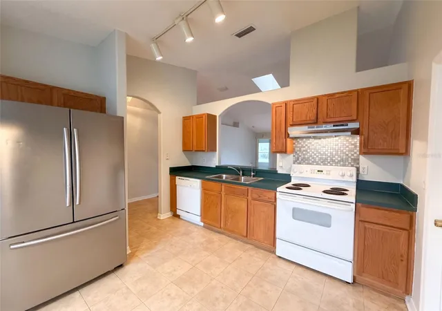 Photo 2 of Single family home for sale at 18 Rolland Ln, Palm Coast, FL 32164 | MLS# O6449134 | Listing updated on 2026-10-27