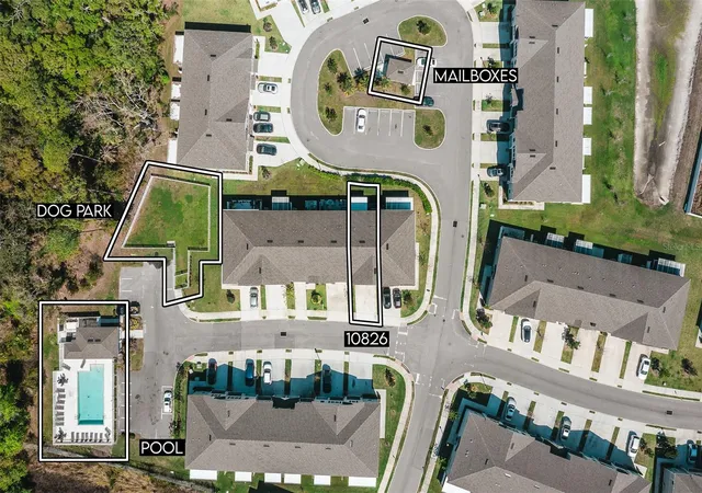 Photo 4 of Townhouse for sale at 10826 Quickwater Ct, Riverview, FL 33569 | MLS# TB8557112 | Listing updated on 2026-10-15
