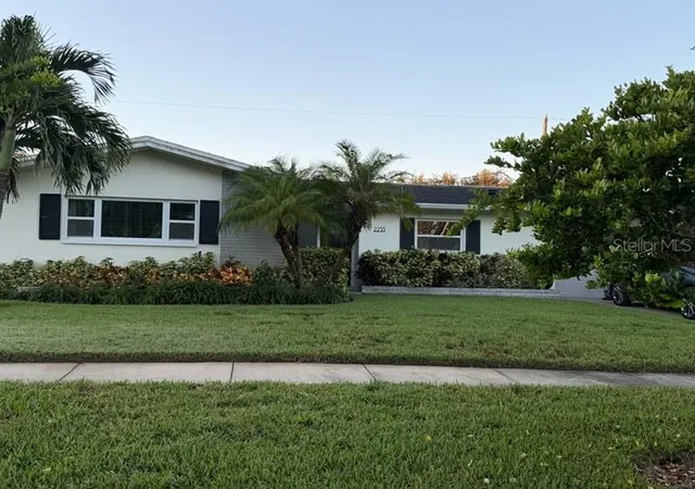 Photo 2 of Single family home for sale at 2255 Habersham Dr, Clearwater, FL 33764 | MLS# TB8557117 | Listing updated on 2026-10-14