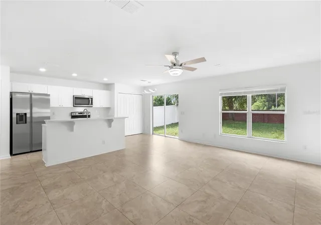 Photo 4 of Single family home for sale at 1956 Portcastle Cir, Winter Garden, FL 34787 | MLS# O6449142 | Listing updated on 2026-10-20