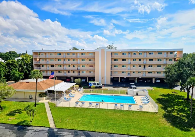 Condo for sale at 9490 Harbor Greens Way #503, SEMINOLE, FL 33776 | MLS# TB8557130