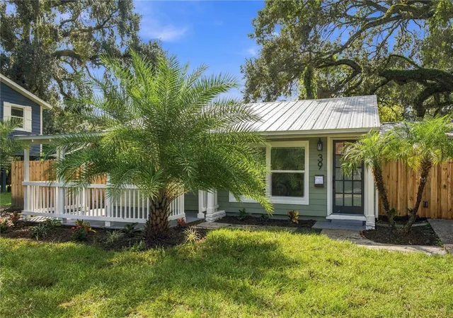 Single family home for sale at 39 Hamilton Heath Dr, TAMPA, FL 33604 | MLS# TB8557132