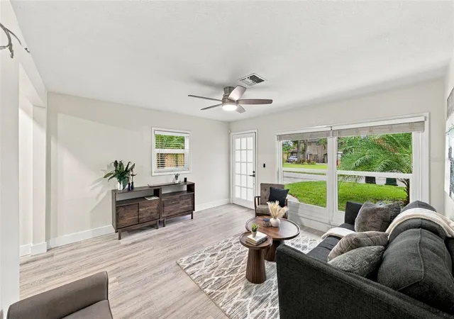 Photo 1 of Single family home for sale at 39 Hamilton Heath Dr, Tampa, FL 33604 | MLS# TB8557132 | Listing updated on 2026-10-29