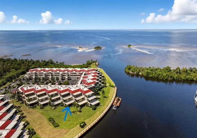 Condo for sale at 3260 Southshore Dr #63A, PUNTA GORDA, FL 33955 | MLS# C7531879