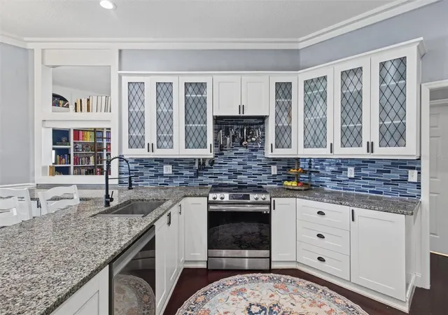 Photo 1 of Single family home for sale at 2809 Chatsworth Ln, Lakeland, FL 33812 | MLS# L4965714 | Listing updated on 2026-10-27