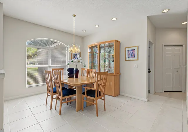 Photo 4 of Single family home for sale at 915 Lake Thomas Ln, Lutz, FL 33548 | MLS# TB8557142 | Listing updated on 2026-10-14