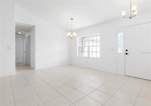 Photo 4 of Single family home for sale at 31 Seattle Trl, Palm Coast, FL 32164 | MLS# FC322052 | Listing updated on 2026-10-13