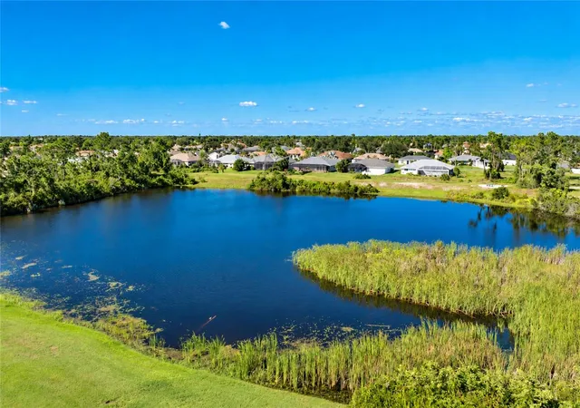 Photo 3 of Single family home for sale at 12 Sportsman Ter, Rotonda West, FL 33947 | MLS# D6149138 | Listing updated on 2026-10-24