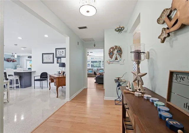 Photo 4 of Single family home for sale at 2015 Park St N, Saint Petersburg, FL 33710 | MLS# TB8557154 | Listing updated on 2026-10-14