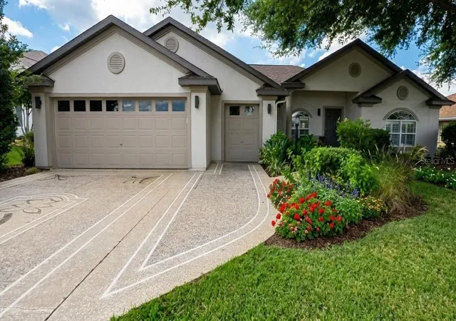 Single family home for sale at 11071 SE 174th Loop, SUMMERFIELD, FL 34491 | MLS# O6449162