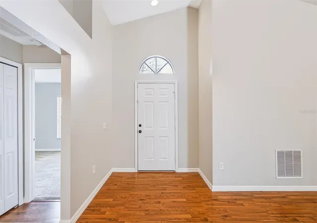 Photo 4 of Single family home for sale at 3548 Benson Park Blvd, Orlando, FL 32829 | MLS# O6449166 | Listing updated on 2026-10-20