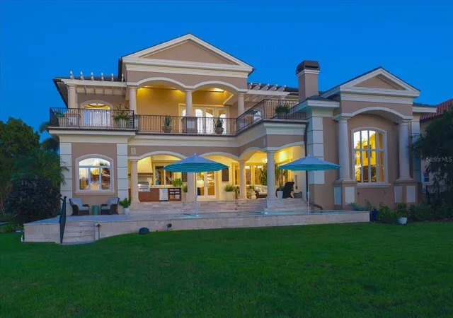 Photo 3 of Mansion for sale at 2056 Cove Tr, Palm Harbor, FL 34685 | MLS# TB8557164 | Listing updated on 2026-10-23