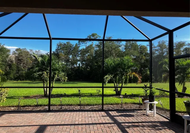 Photo 3 of Single family home for sale at 10141 Fiddlewood Dr, Venice, FL 34293 | MLS# A4709258 | Listing updated on 2026-10-13